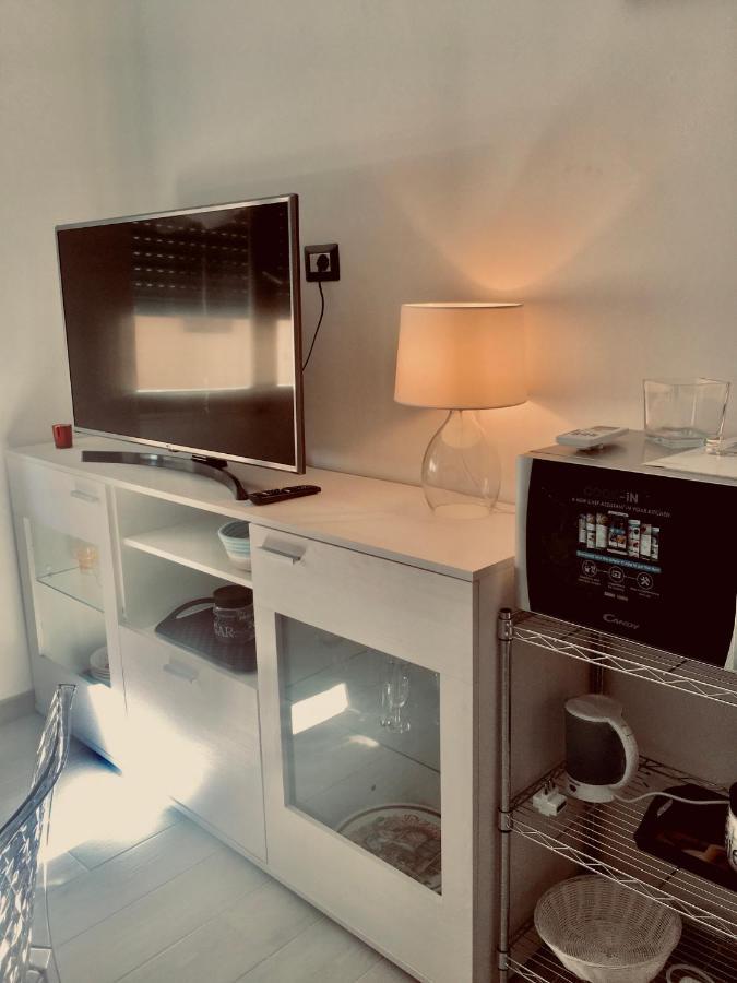 Lovely Apartment - Gocciadimare - Алгеро Екстериор снимка