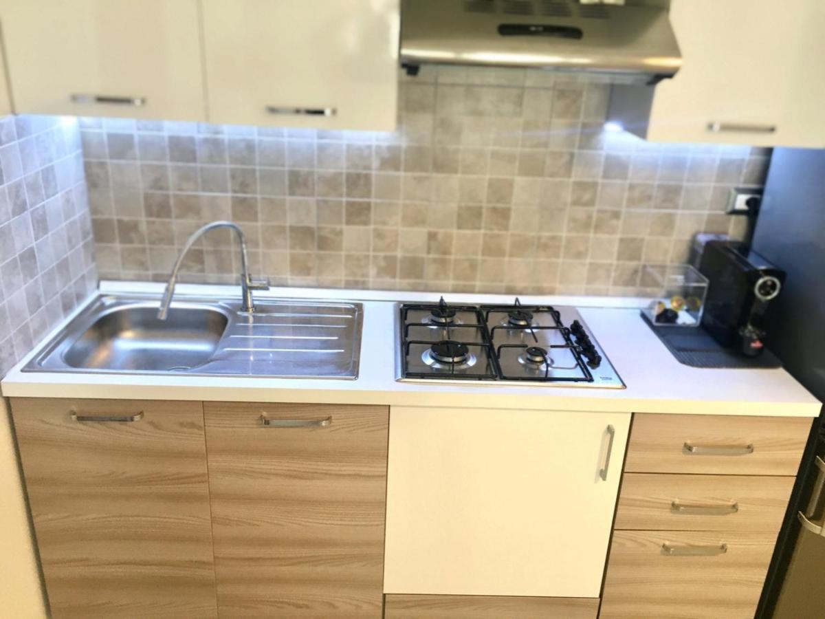 Lovely Apartment - Gocciadimare - Алгеро Екстериор снимка