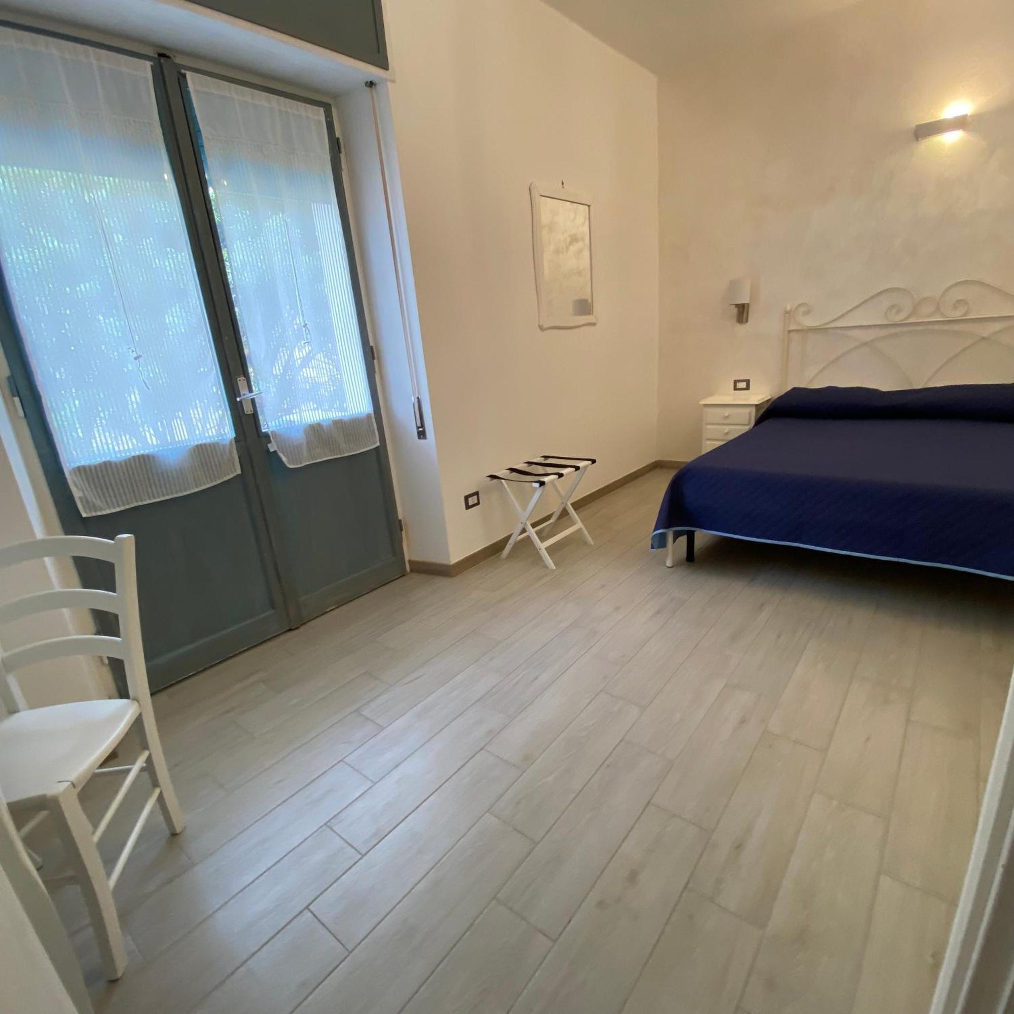 Lovely Apartment - Gocciadimare - Алгеро Екстериор снимка